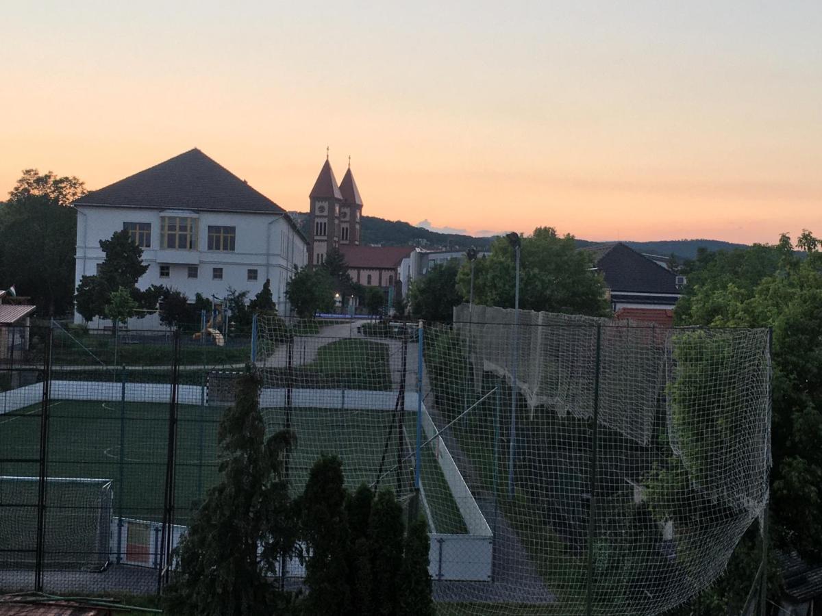 Andrea Apartman Balatonfured Luaran gambar