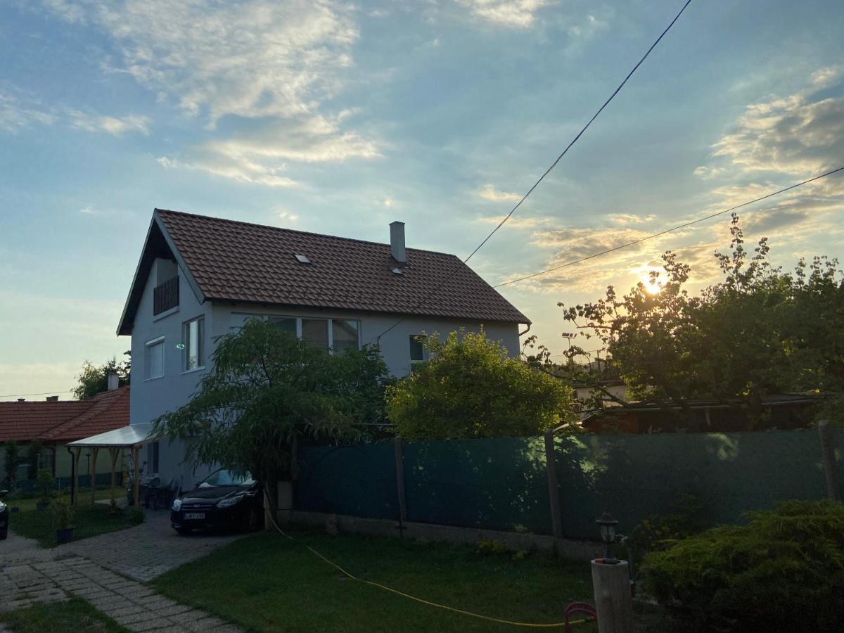 Andrea Apartman Balatonfured Luaran gambar
