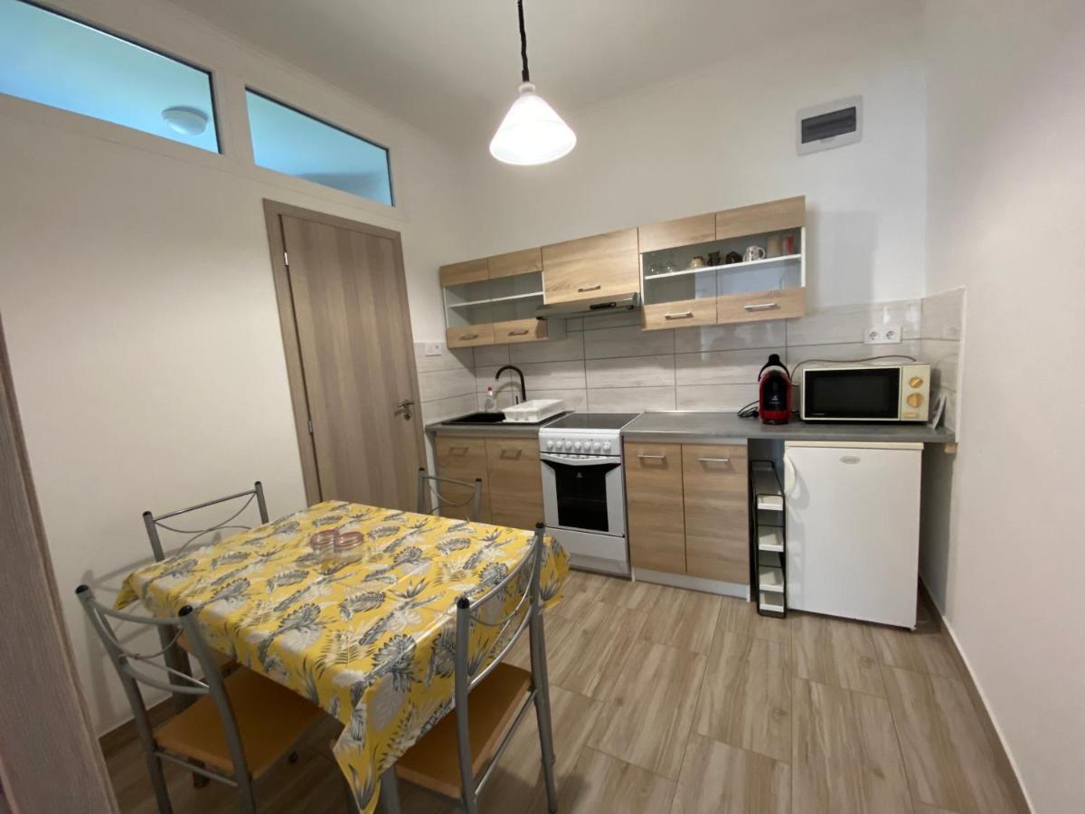 Andrea Apartman Balatonfured Luaran gambar