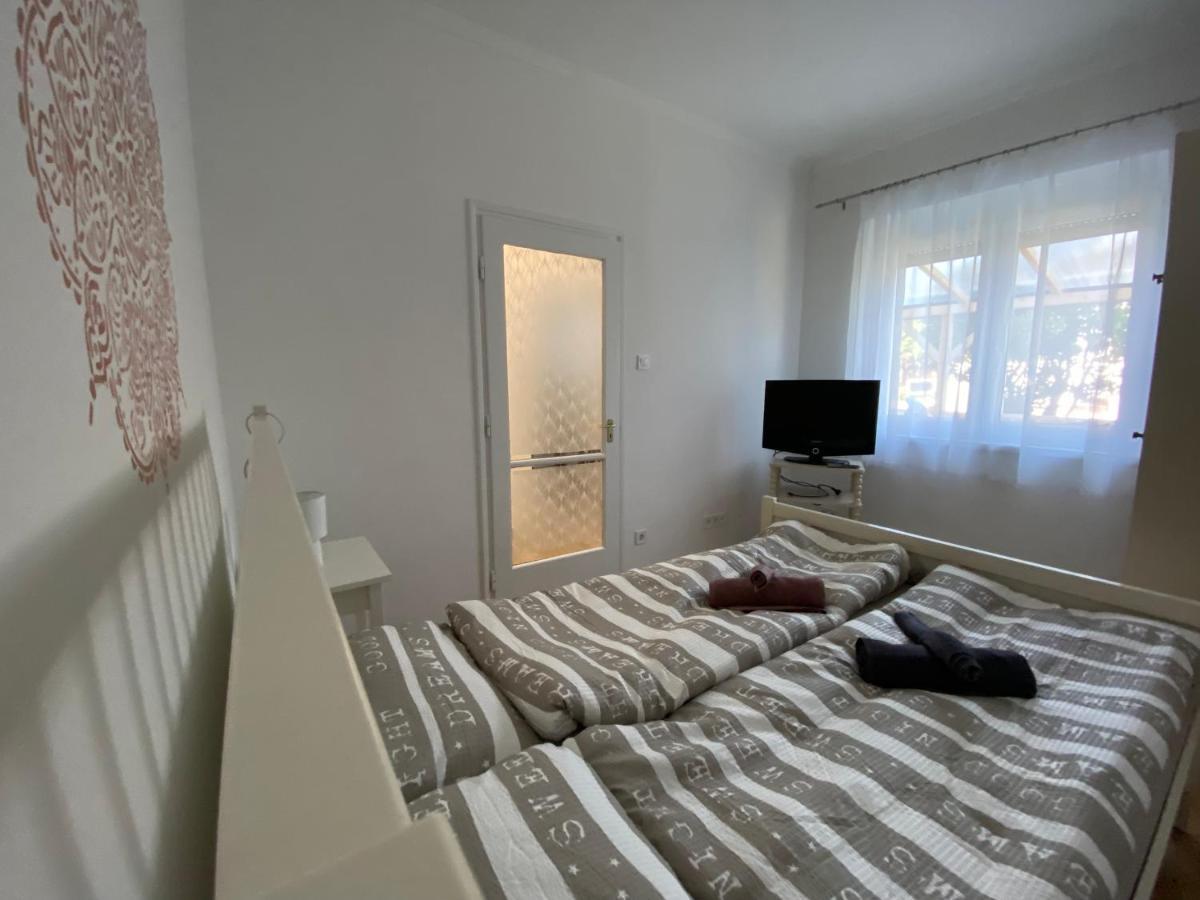 Andrea Apartman Balatonfured Luaran gambar